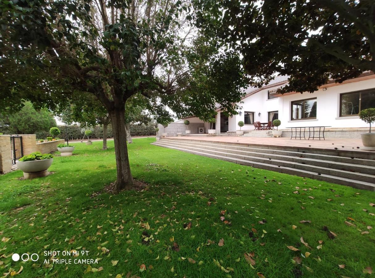Villa Blanca Con Piscina A 15 Minutos De Toledo - Apartamentos Aloha Toledo Olias del Rey Bagian luar foto