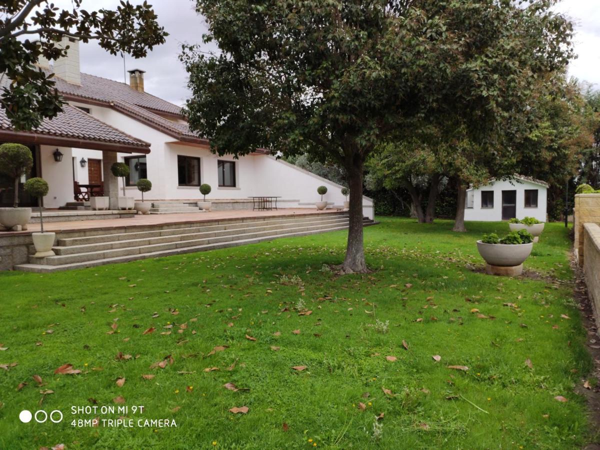 Villa Blanca Con Piscina A 15 Minutos De Toledo - Apartamentos Aloha Toledo Olias del Rey Bagian luar foto