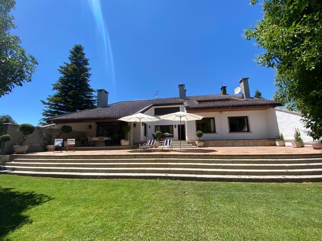 Villa Blanca Con Piscina A 15 Minutos De Toledo - Apartamentos Aloha Toledo Olias del Rey Bagian luar foto